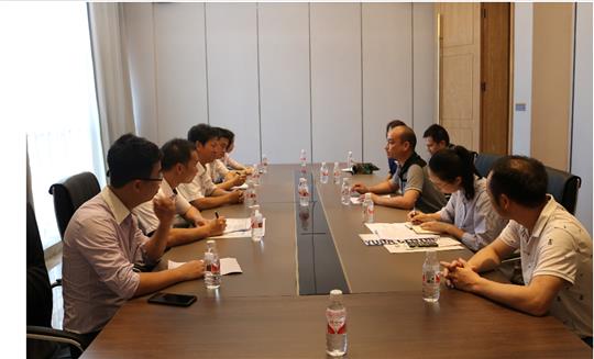 進(jìn)企業(yè) 送政策 ——五象新區(qū)管委會投促局到南寧五象總部基地項目開展企業(yè)扶持政策宣傳